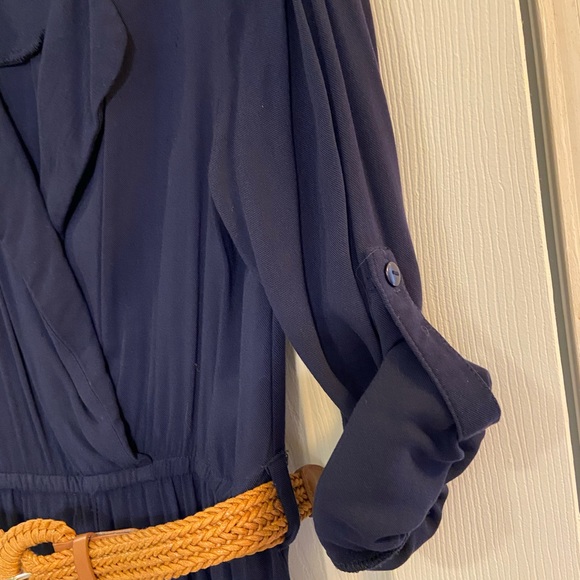 VENUS WOMENS NAVY BLUE DRESS.  SIZE LARGE. EUC. - Picture 3 of 8